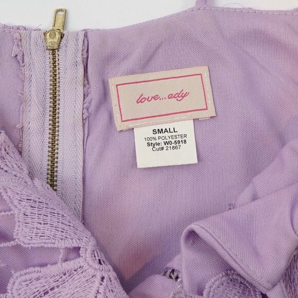 Love Ady Lavender Purple Floral Lace Overlay Dress - Size Small - Picture 5 of 7